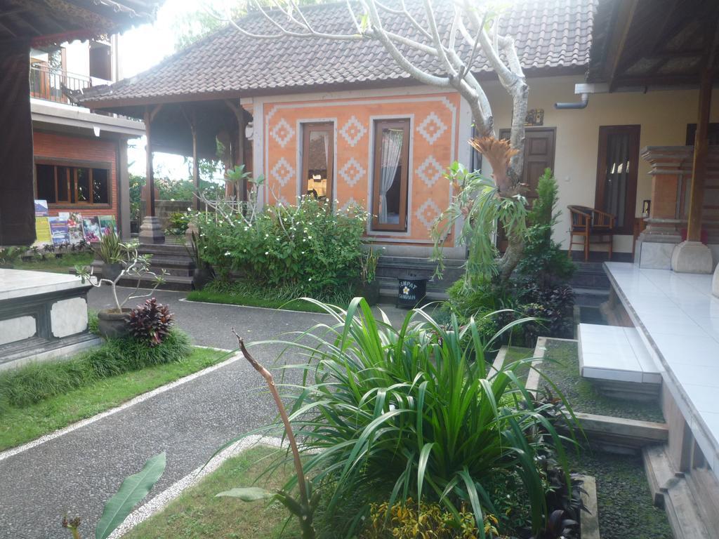 Pratama House Apartment Ubud  Exterior photo